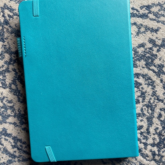 Password Notebook with Star Design - Picture 5 of 5